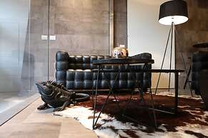 Neko Boutique Hotel
