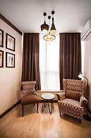 Simple Hotel