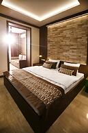 Simple Hotel