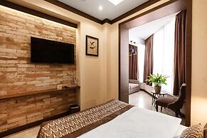 Simple Hotel