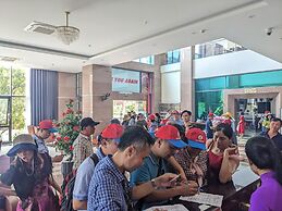 AD 41 Hotel