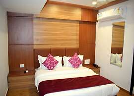 Hotel Palak Palace