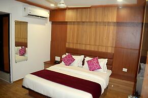 Hotel Palak Palace