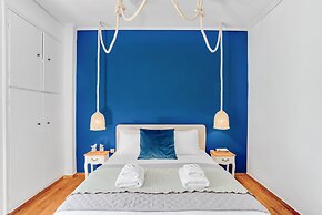 Head for Acropolis a Romantic Hideaway
