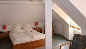 Hotel Garni Rosbach v.d.H.