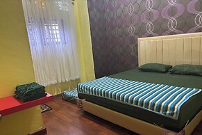 Waroeng Transit & Depary Homestay