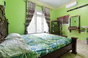 Waroeng Transit & Depary Homestay