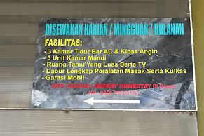 Waroeng Transit & Depary Homestay