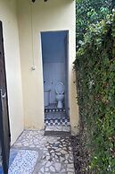 Waroeng Transit & Depary Homestay