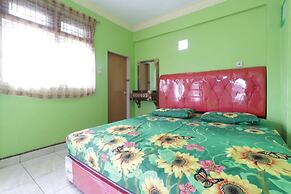 Waroeng Transit & Depary Homestay