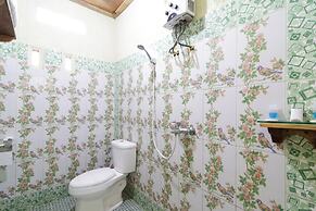Alloyna Country Cottage