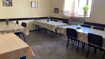 GuestHouse M22