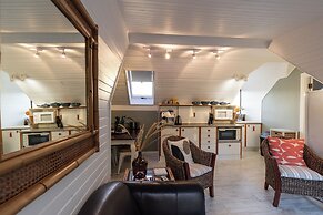 Dunvegan Lodge