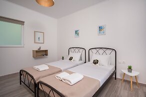 B&M Villa Sirili