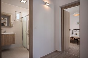 B&M Villa Sirili
