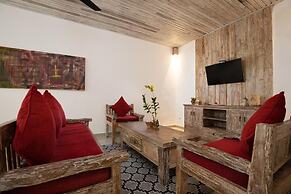 Abian Taksu Suite & Villas