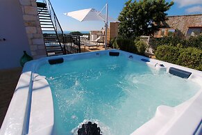 The Dream Residence 242