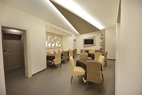 Petit Hotel Elita