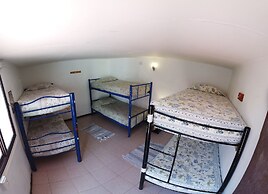 Hostal Covaine - Hostel