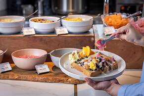 LANDABOUT TOKYO