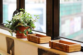 Hop Inn - Hostel