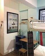 Hop Inn - Hostel