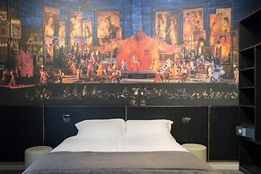 Theatrum Rooms and Apartments