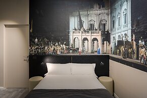 Theatrum Rooms and Apartments