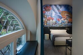Theatrum Rooms and Apartments