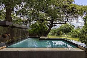 Chobe River Lodge