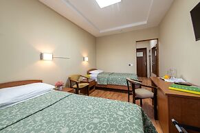 Elektra Hotel
