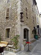 Demeure d'Hotes Le Rocher