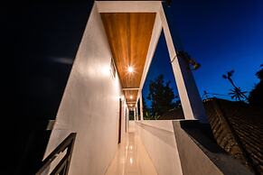Surya Maha Bungallo