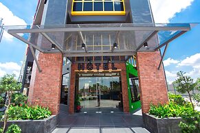 TLJ Hotel