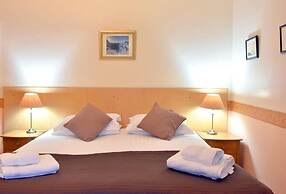 Brook House Inn