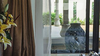 White Monkey Villa - Private Pool & Jacuzzi