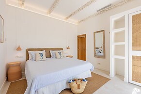 The Sea Club