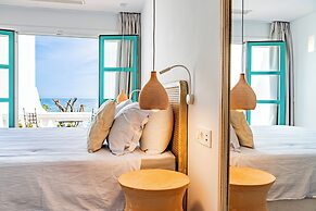 The Sea Club