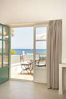The Sea Club