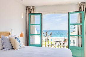 The Sea Club
