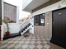 Daze Off Studio House