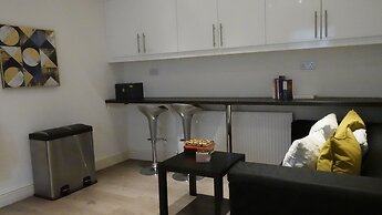 Grand Airport Ensuites