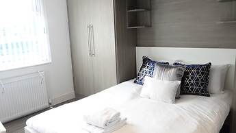 Grand Airport Ensuites
