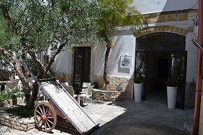 Corte Cairoli B&B and Suite