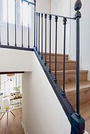 Genteel Home Picasso III