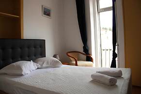 Viriato Rooms