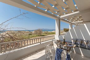 Almiriki Naxos Beachside Living