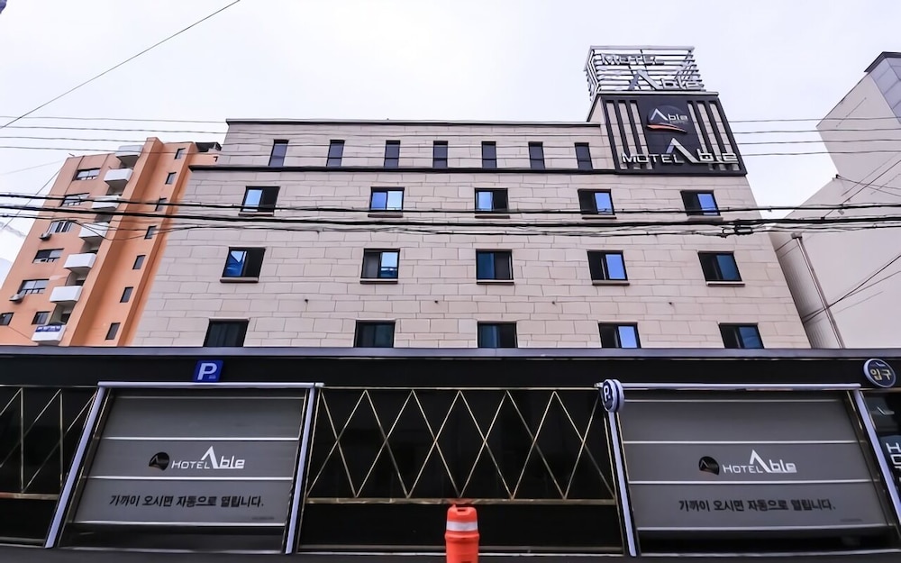 HOTEL Able