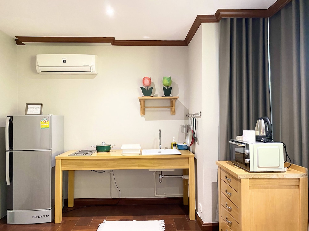 NT Place Sukhumvit Suites