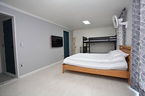 The Great Guest Guesthouse